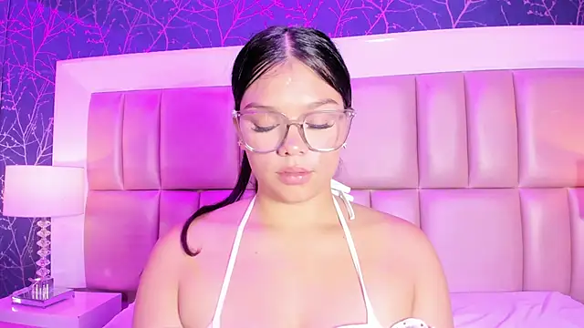 HatsaJones's cam snapshot