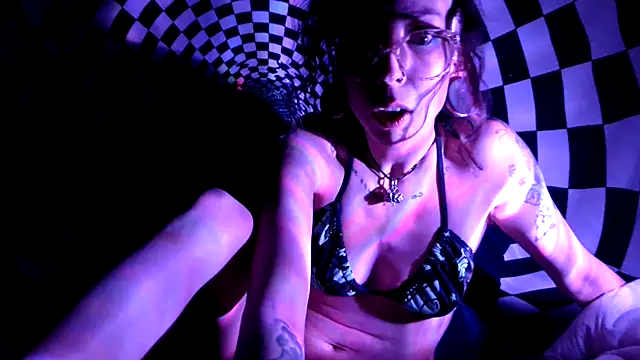 xxEMMxxx's cam snapshot