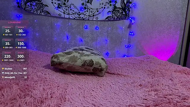 VETT_KITTY live sex cam