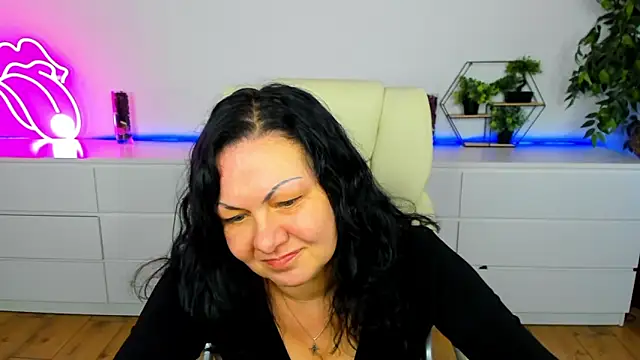 IrissMoon's cam snapshot