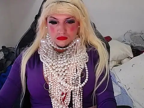 VanesaCrossic live sex cam