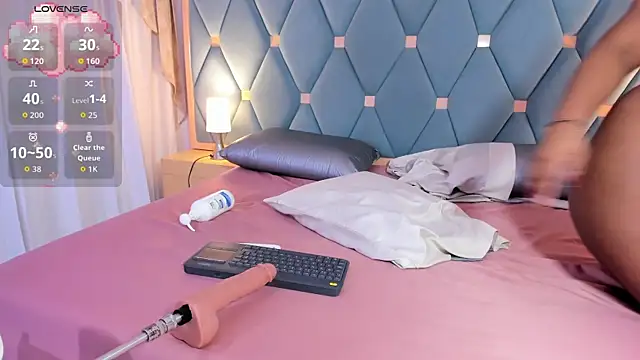 sexy_curlylady's cam snapshot