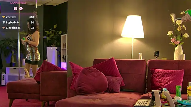 MaddyHeart live sex cam