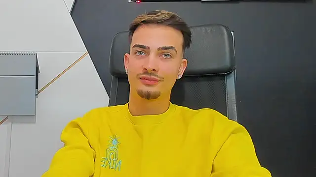 BrandonTate live sex cam