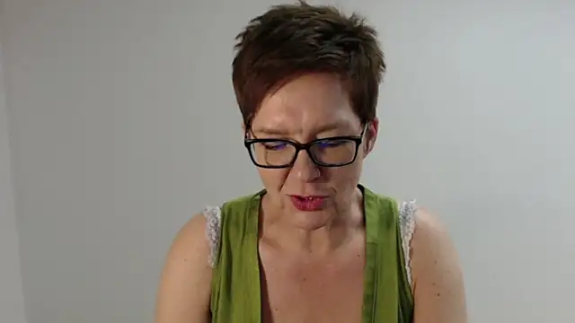 Sofie69Velvet live sex cam