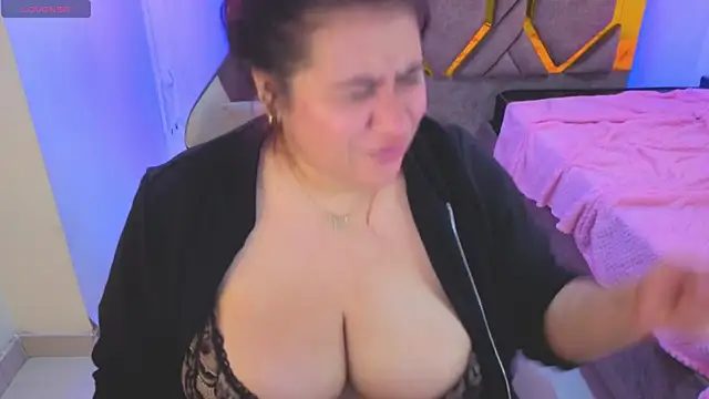 Addyy_02's cam snapshot