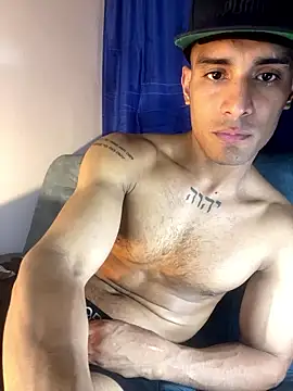 Maicol_xxxx live sex cam