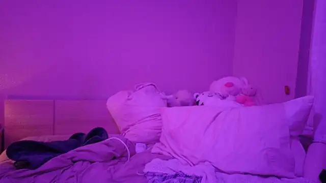 luvvivii live sex cam