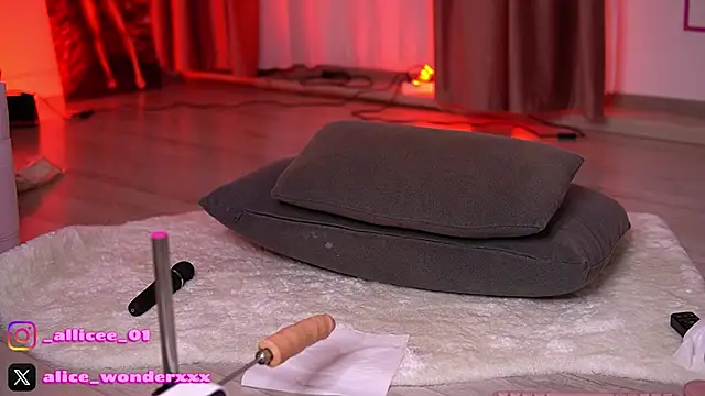 VanessaSimon live sex cam