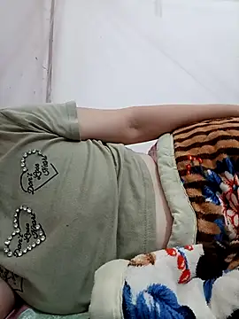 Lyna_sexy24's cam snapshot