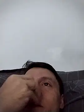 RAFAELQUINTEROSCAVALHEI live sex cam