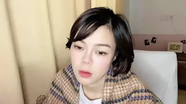 Linda-LL live sex cam