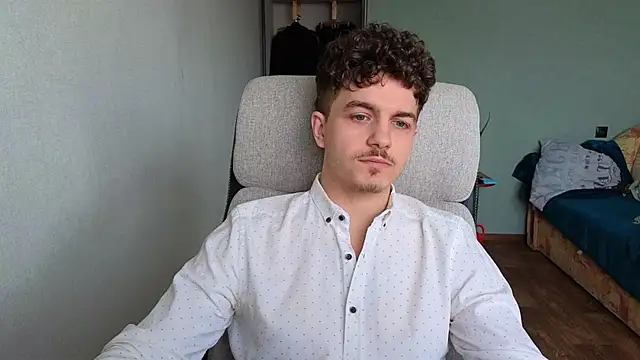 Remy_Miles live sex cam