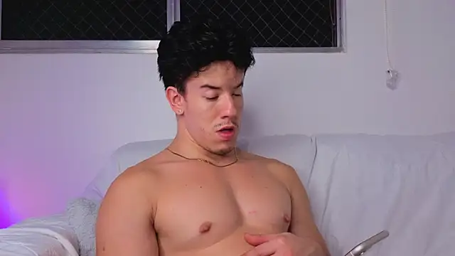 maxxcooper1 live sex cam