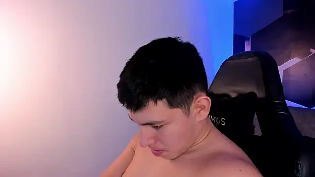 JamesCr_ live sex cam