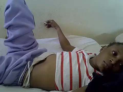 SpicyPetite's cam snapshot