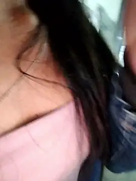 gugu0022's cam snapshot