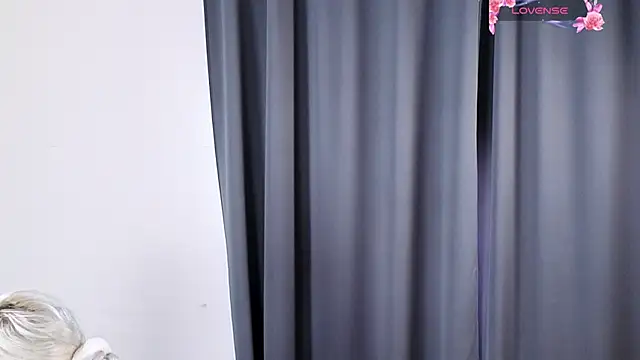 Pony_Claid live sex cam