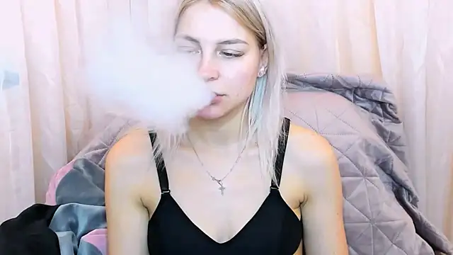 FoxyKathryn's cam snapshot