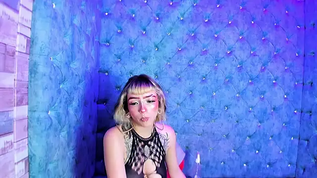 Samantha_Smiith's cam snapshot