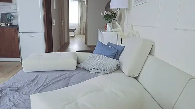 KristineEsme's cam snapshot