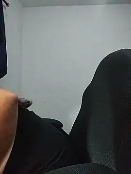 LucyDiamonds1 live sex cam