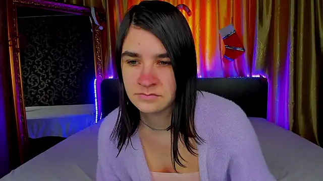 _Polly_Love_'s cam snapshot