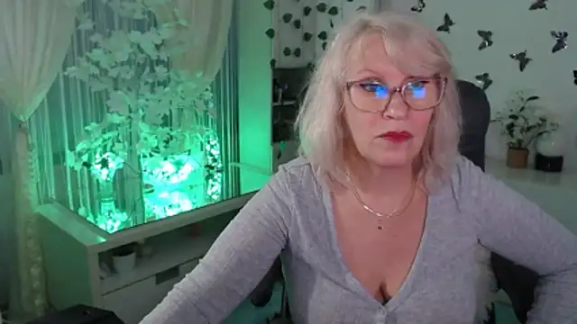 Ghertrude52's cam snapshot