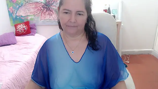 leonela_69's cam snapshot