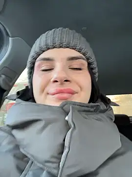 MiraReach live sex cam