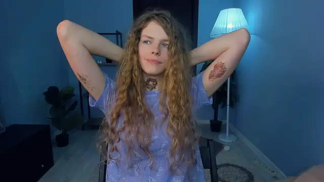 RayaNenlia live sex cam