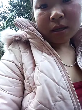 may-squirl's cam snapshot