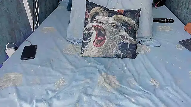 RedAssHottie's cam snapshot