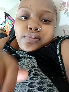 queennapal's cam snapshot