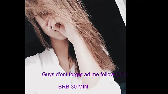 _JustmeHere_ live sex cam