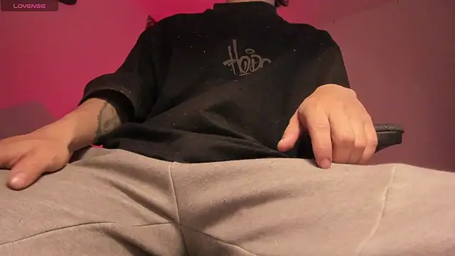 s_sven03's cam snapshot