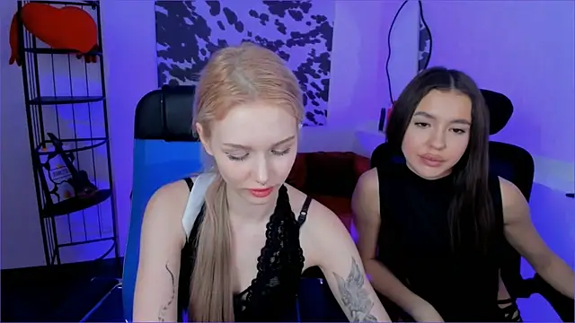 IndigoFae live sex cam