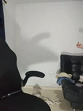 LucyDiamonds1 live sex cam