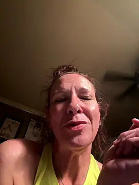 Lilbeezie81's cam snapshot