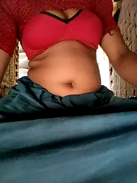 Queen_chayna's cam snapshot