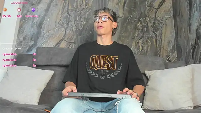 Daviid_laidd live sex cam