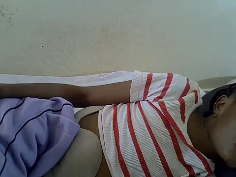 SpicyPetite's cam snapshot