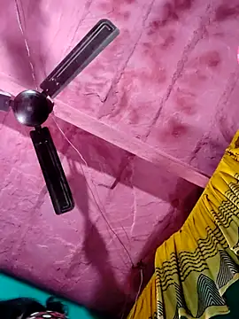 Pooja750's cam snapshot