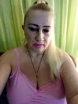 Esenia505's cam snapshot