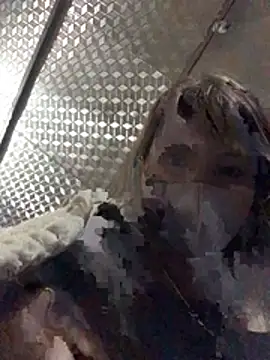 Mihu246 live sex cam