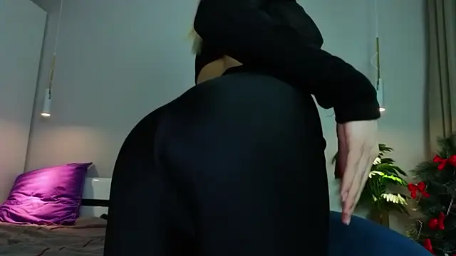 AnitaLamb's cam snapshot