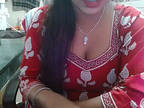 LovingPihu live sex cam