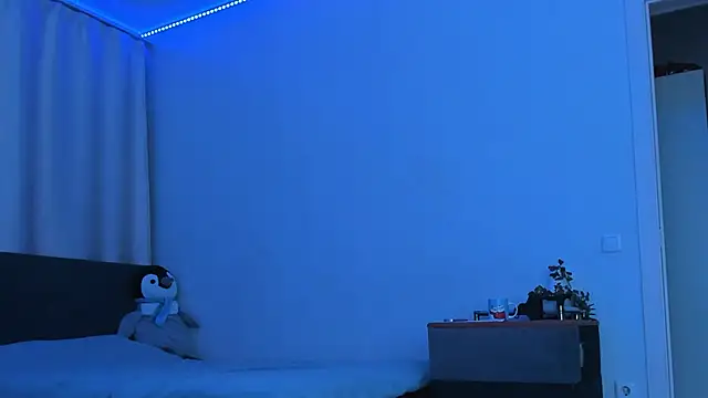 JanetShy's cam snapshot