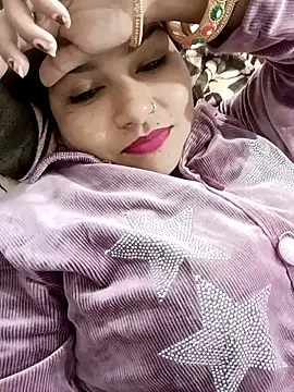 urvashi01224's cam snapshot