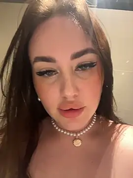 KiraSunshine live sex cam